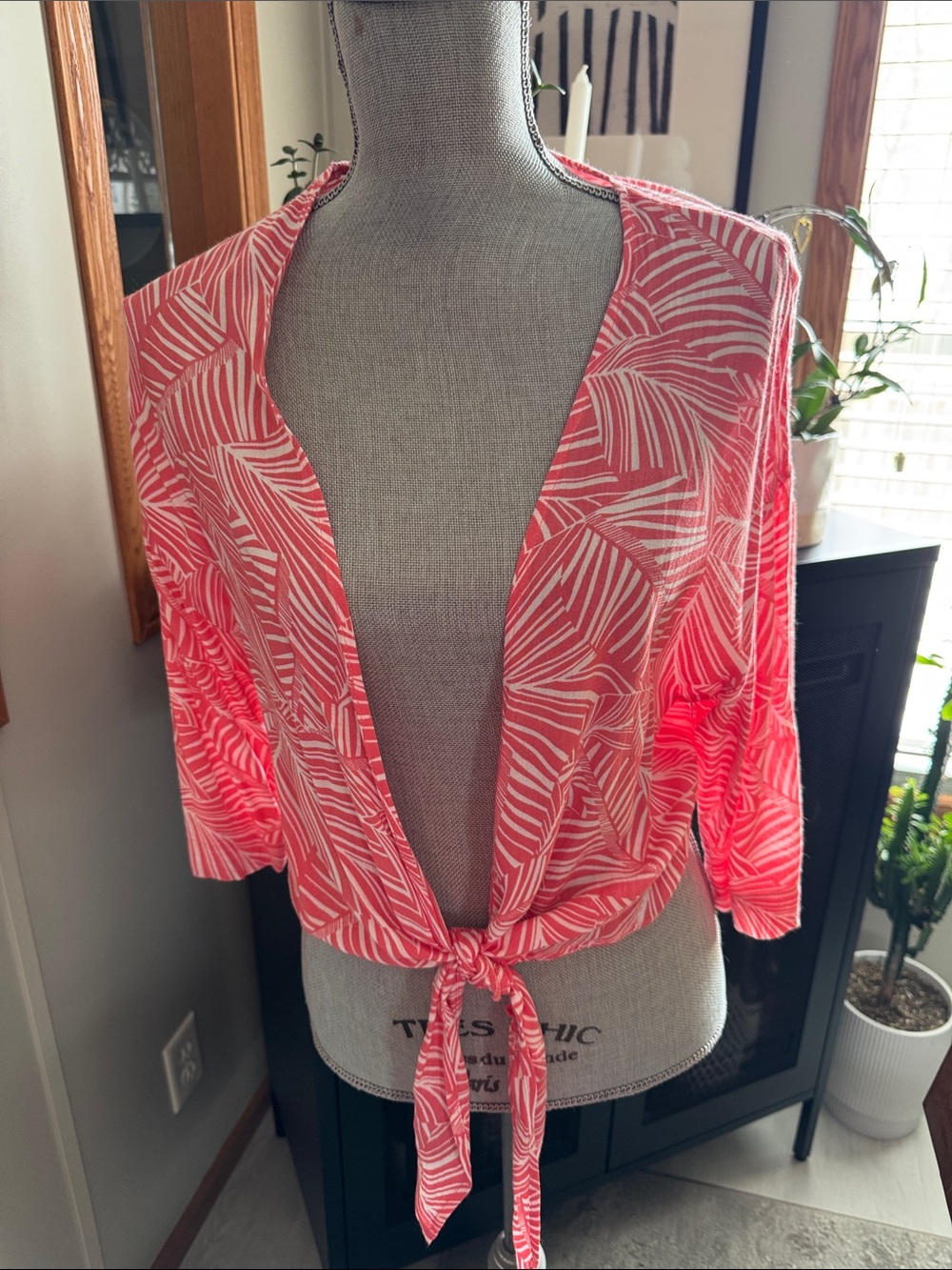 Pinky/peach Tropical Tie-Front Light Coverup